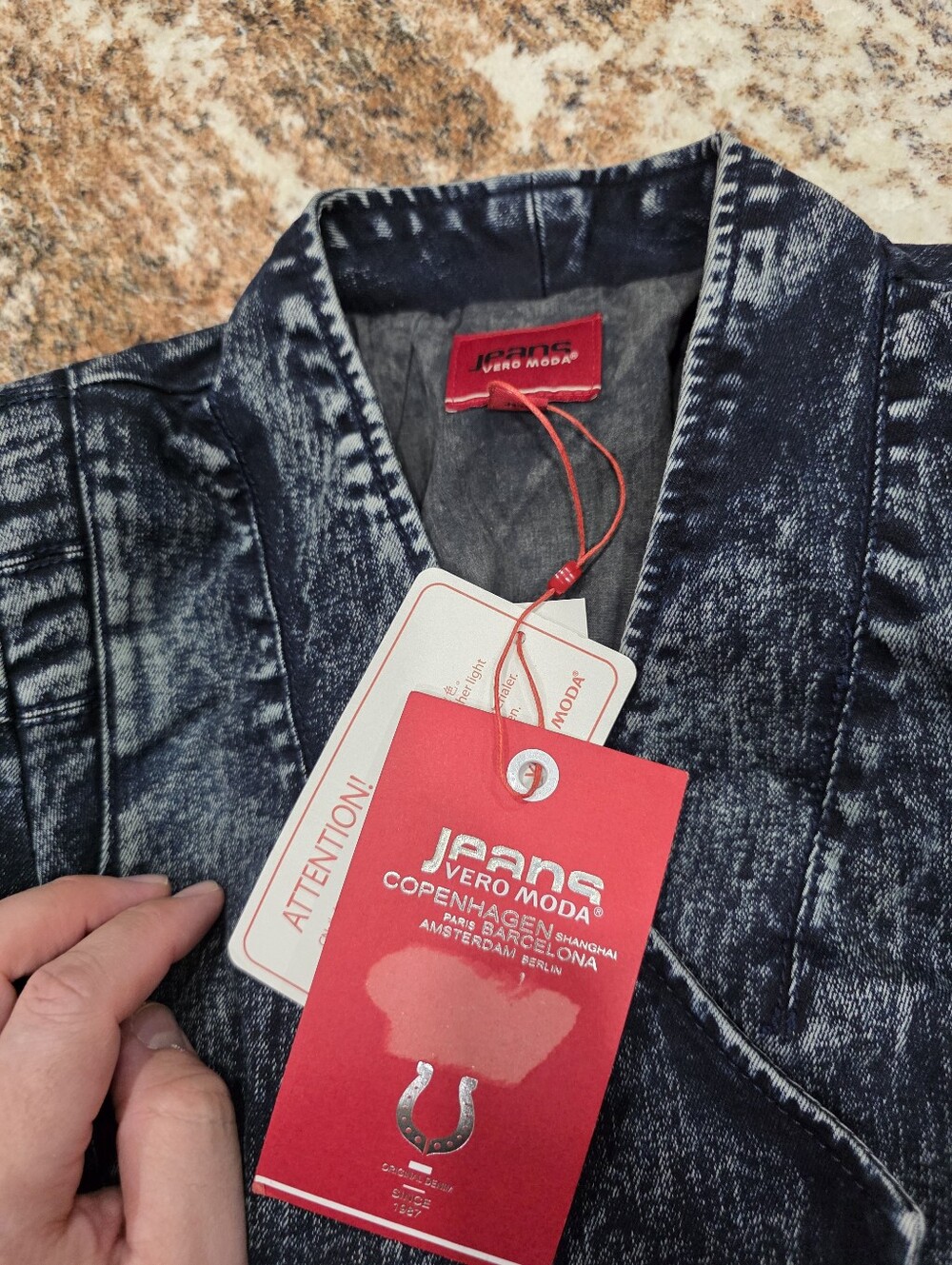 Vero Moda NWT Odelia Acid Wash Denim Blazer Jacket Asymmetric XS 34 Y2K - Picture 5 of 16